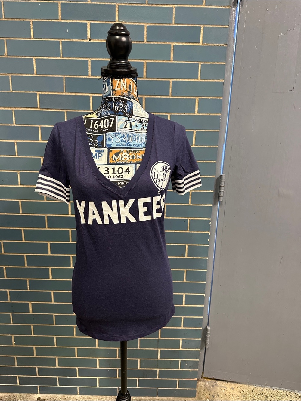 PINK Victoria's Secret Navy Yankees V-Neck Tee with White Stripe Sleeves